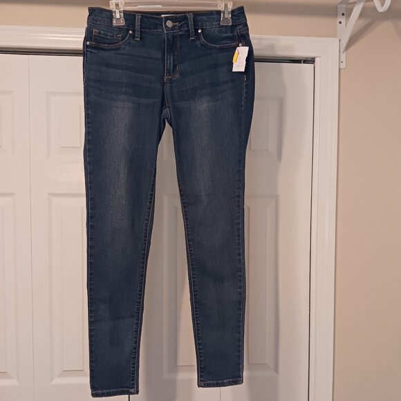 #297 2/$15 - Jessica Simpson Blue Kiss Me Skinny Jeans Size 4 - Picture 1 of 7